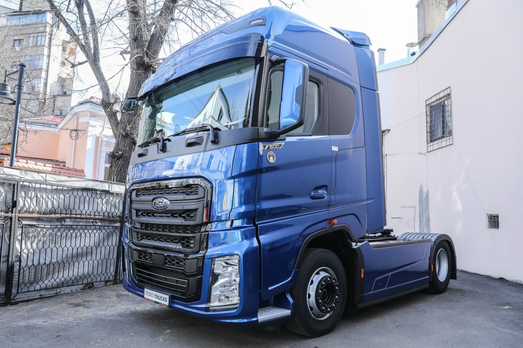 F-MAX-1024x682 Ford Trucks, lider pentru al doilea an consecutiv în segmentul vehiculelor municipale și de construcții